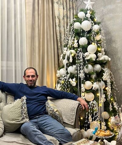  ,   ARTYOM, 49 ,   ,   