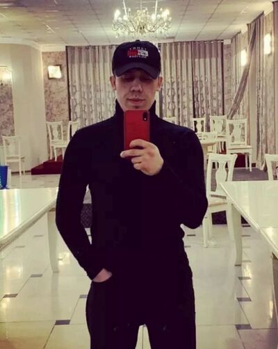  ,   Tim, 27 ,   ,   