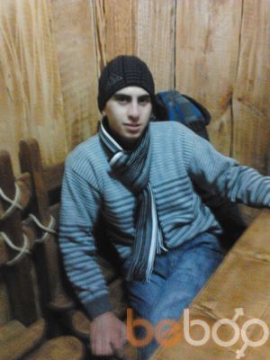  ,   Zaza, 32 ,   