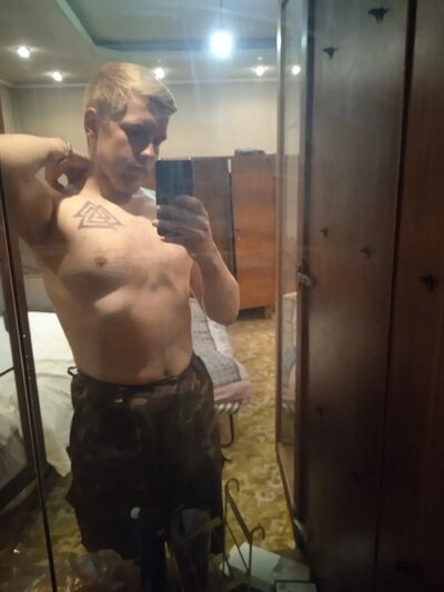  -,   Alexander, 25 ,   ,   
