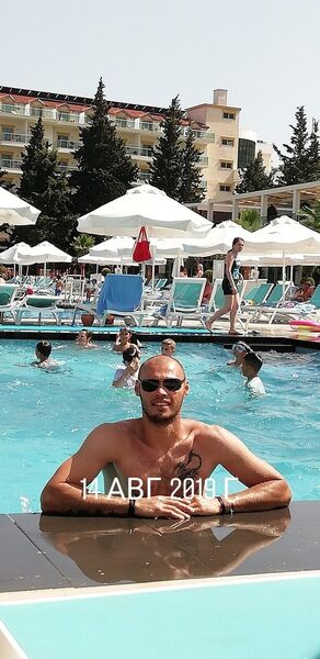  ,   Sergio, 33 ,   ,   , c 