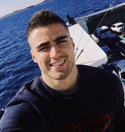  ,   Artur, 33 ,   ,   