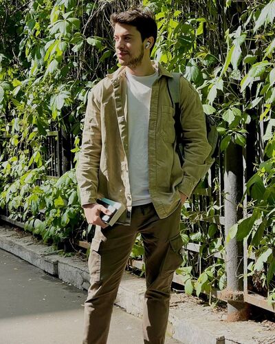  Utopia,   , 29 ,   ,   