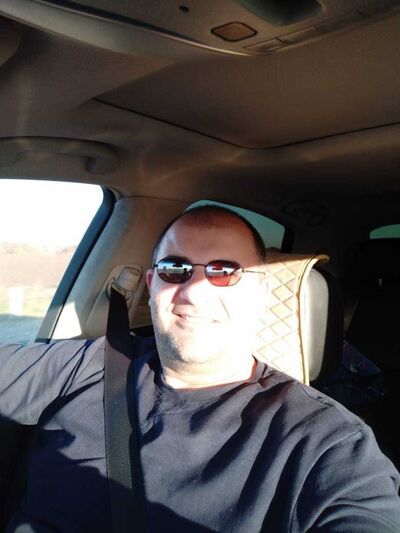  ,   Ruslan, 49 ,   ,   , c 