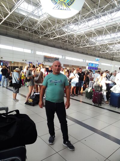  ,   Adem, 52 ,   ,   