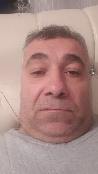  ,   Elmar, 49 ,   ,   