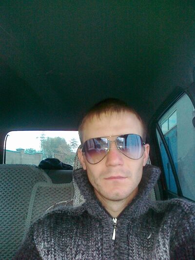  ,   Anton, 39 ,   