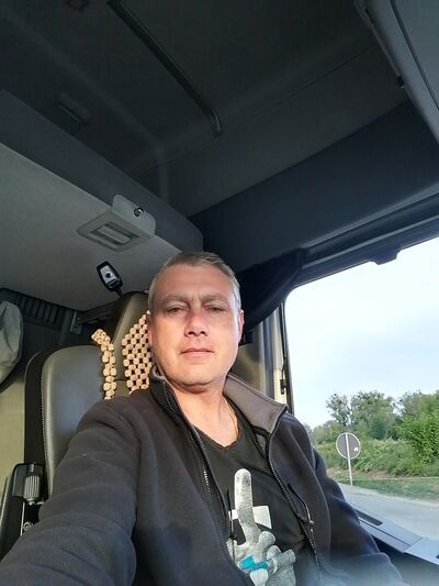  Bom Sucesso,   Valeriy, 55 ,   ,   , c 