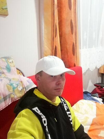  ,   Aleksandr, 42 ,   ,   , c 