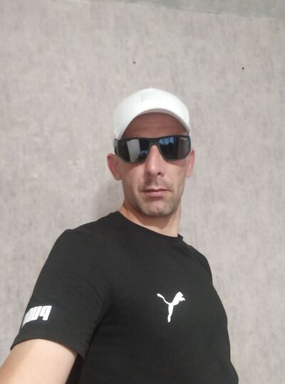  ,   Zevc, 31 ,   ,   