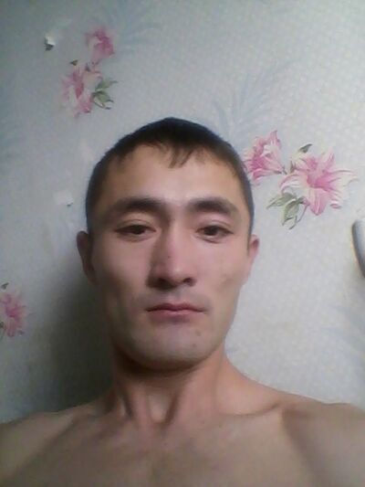  ,   Max, 37 ,   