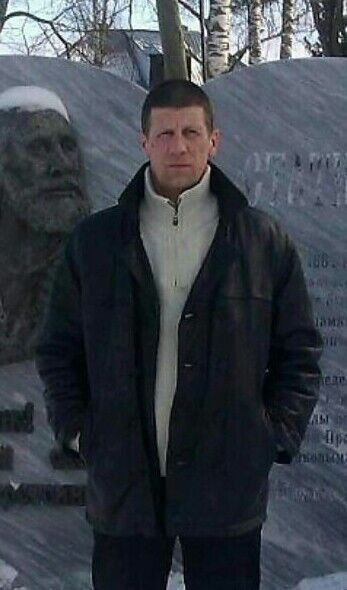  14317226  Aleksei, 50 ,    