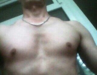  ,   Tolik, 40 ,   