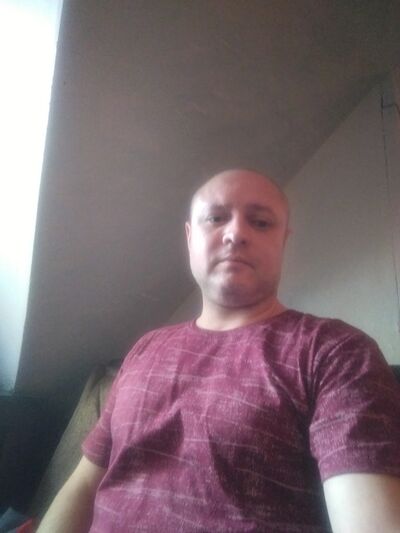  ,   Denis, 47 ,   ,   