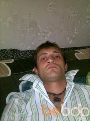  ,   Alaster, 38 ,   