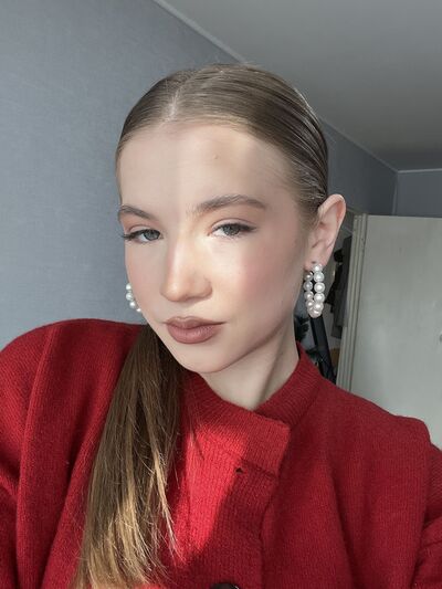  ,   Darling, 22 ,   ,   