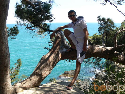  ,   Alex, 37 ,   
