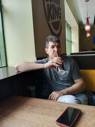  ,   Viktor, 51 ,     , c 