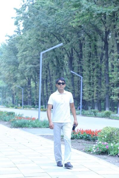  ,   Bustoo, 38 ,   ,   , c 