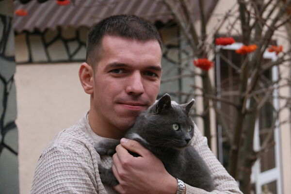 ,   Artur, 26 ,   ,   