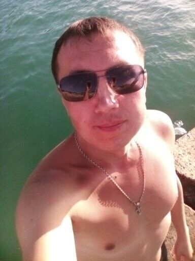 8999416  Alex84, 41 ,    