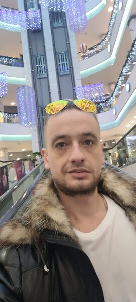  ,   Eduard, 34 ,   ,   