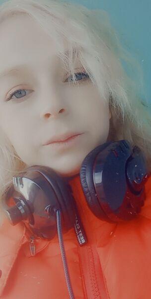  ,   Nadezhda, 28 ,   ,   , 