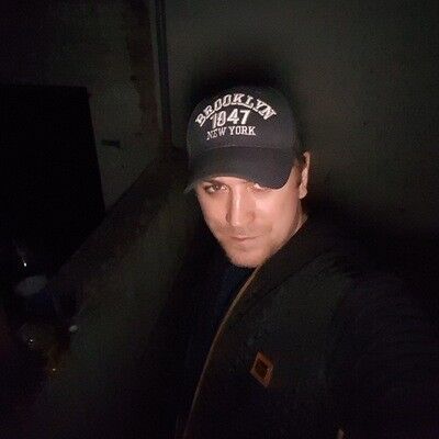  ,   Anton, 35 ,   ,   , c 