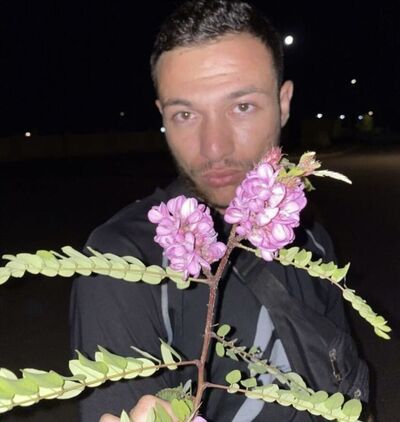  ,   Leri, 27 ,   c 