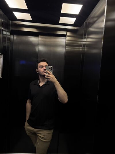  ,   Houssam, 26 ,   ,   