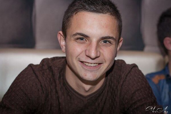  ,   Dima, 31 ,   