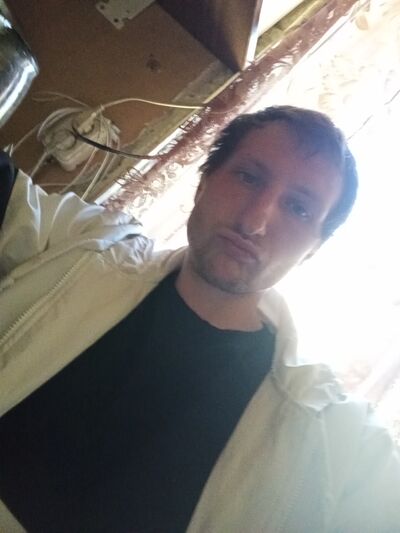  ,   Dzhony, 42 ,   ,   