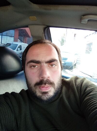  ,   Giorgi, 37 ,   ,   