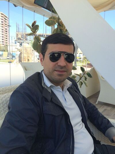  ,   Orxan A, 42 ,   ,   , c , 