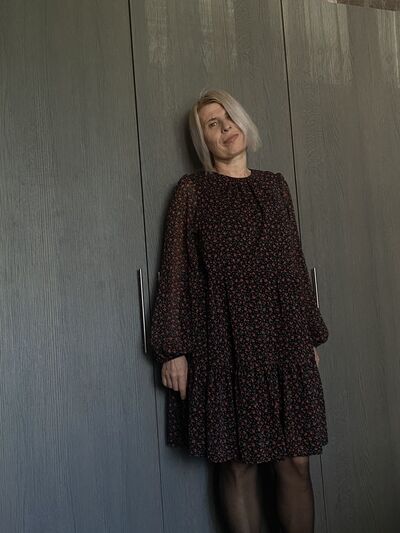  ,   Larisa, 52 ,   ,   , c 