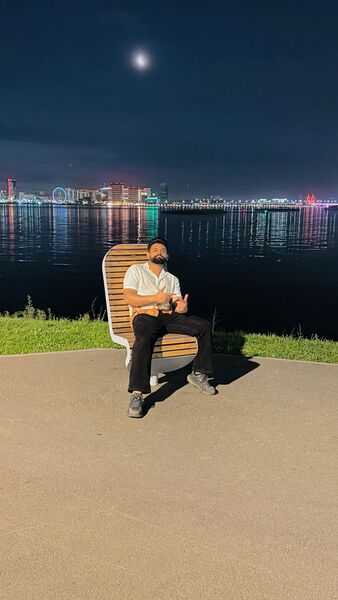  ,   Nikhil, 28 ,   ,   