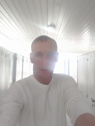  ,   Alexander, 39 ,   ,   , c 