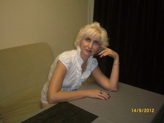  ,   Elena, 44 ,   ,   , c 