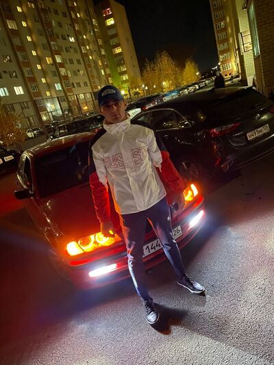  ,   Rusik, 27 ,   ,   