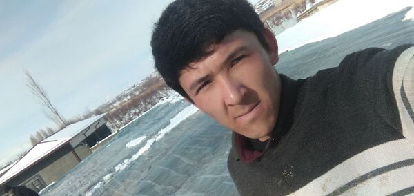  ,   Diyor, 22 ,   ,   