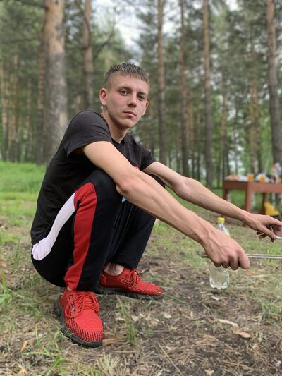  ,   Igor, 24 ,   ,   
