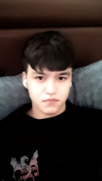  ,   Khalid, 19 ,   ,   , c , 