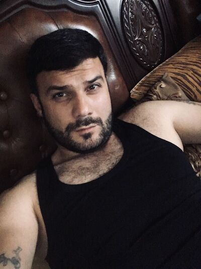  ,   Leo, 37 ,   ,   , c , 
