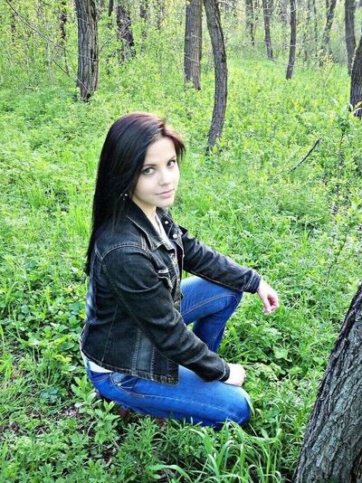  ,   Miraslava, 32 ,   ,   