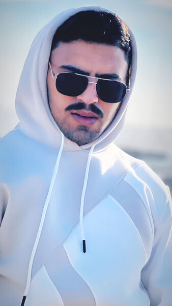  ,   Zakaria, 27 ,   ,   