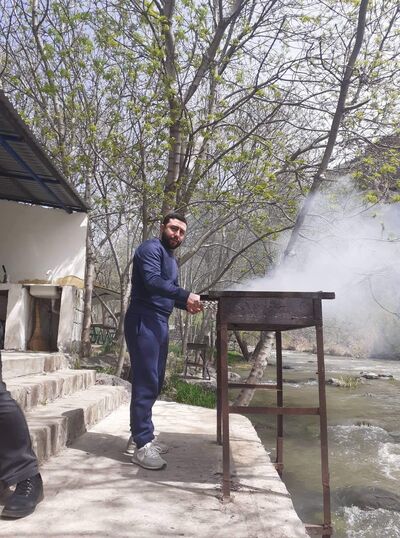  ,   Hayk, 37 ,   ,   