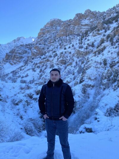  ,   Taron, 28 ,   ,   