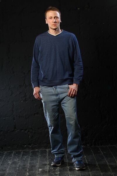  ,   Maks, 38 ,   ,   