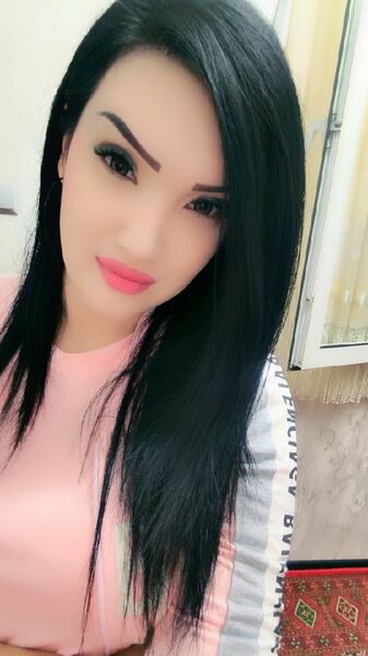  ,   Mona, 28 ,   ,   
