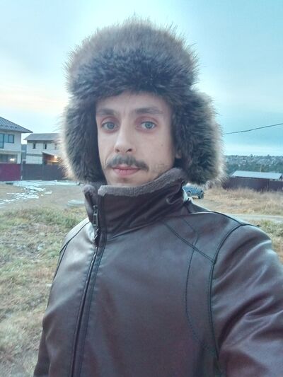 ,   Denis, 30 ,   ,   